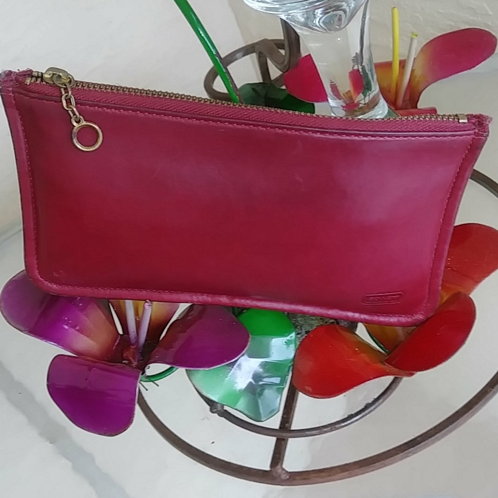 VINTAGE  COACH SKINNY COSMETIC BAG - Picture 9 of 17